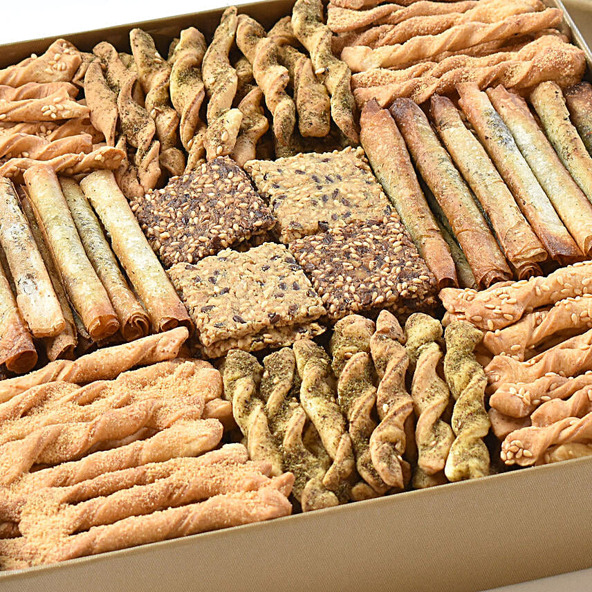 Luxury Box Salty Biscuits Assorted By Wafi