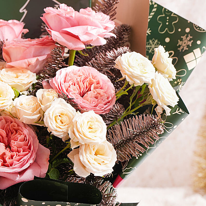 Merry Christmas Garden Roses Bouquet