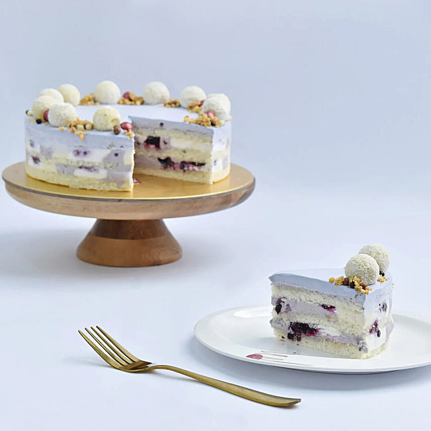 Mouth Watering Vanilla Blueberry Eggless Cake 8 Portion