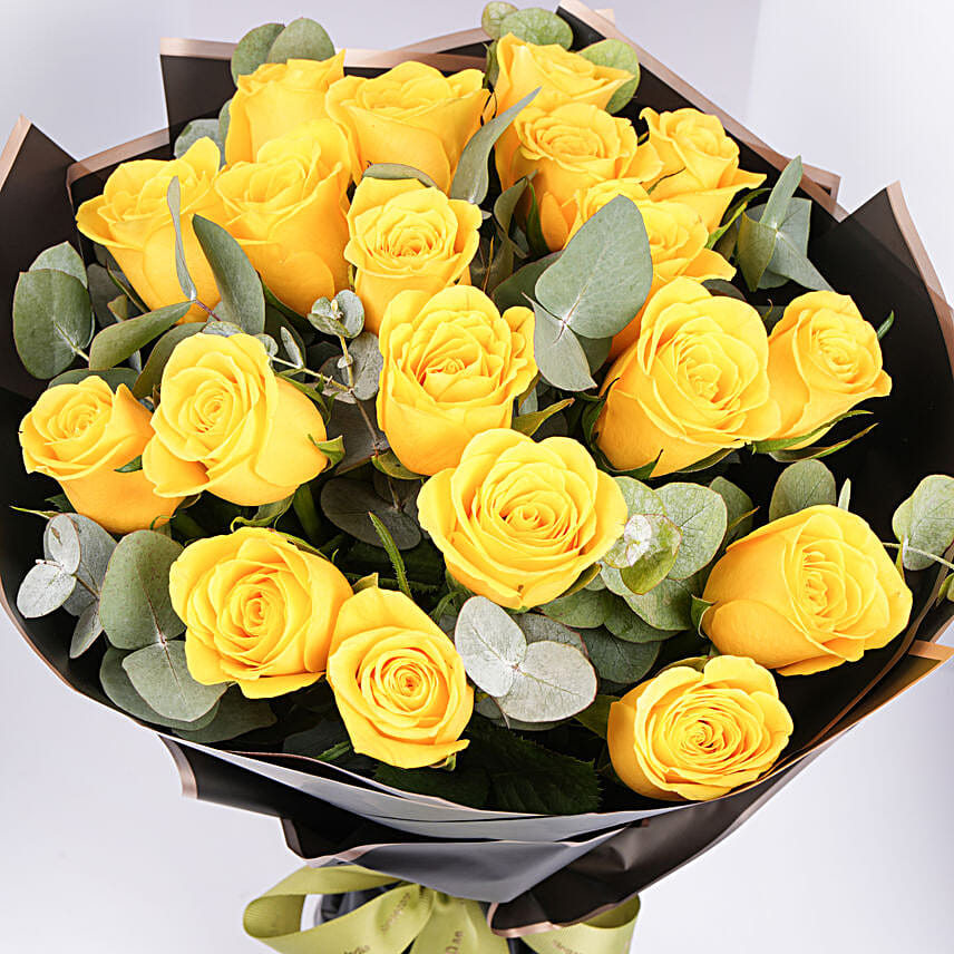 Sunshine 20 Yellow Roses Bouquet
