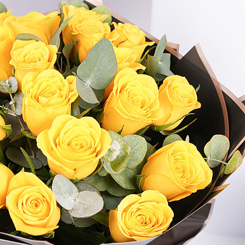 Sunshine 20 Yellow Roses Bouquet