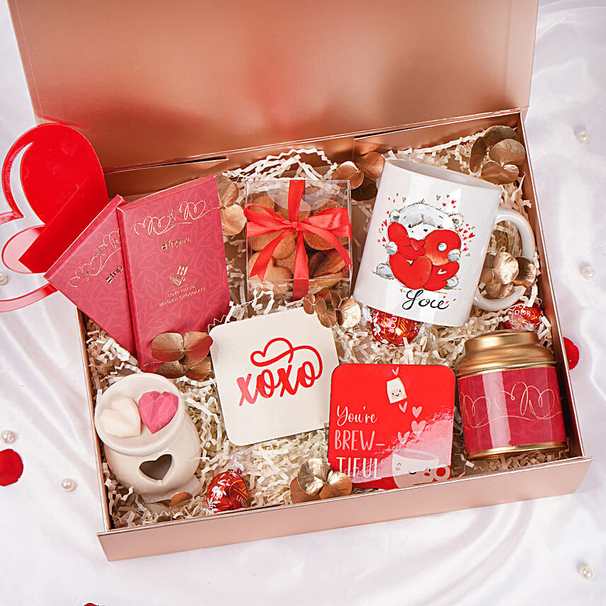 Touch of Love Valentines Hamper