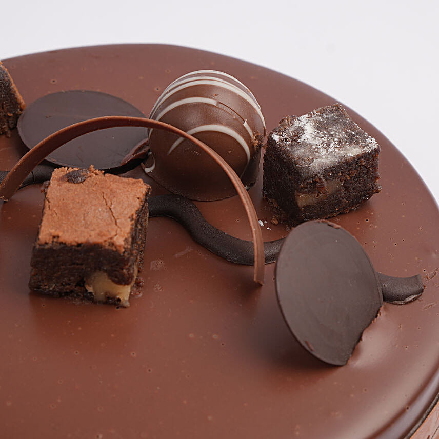 Truffle Brownie Fudge Delight Cake Half Kg