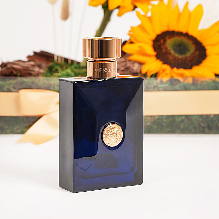 Versace Pour Oud Noir For Him with Sunflowers
