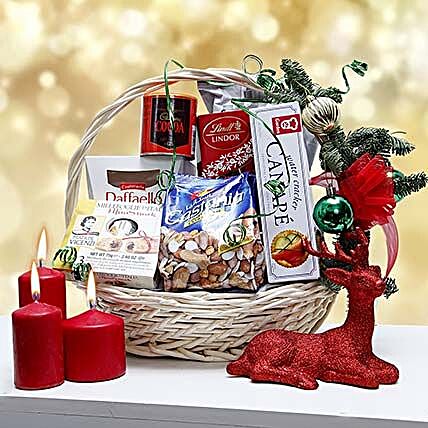 Family Celebration:Send Christmas Gift Hampers to UAE
