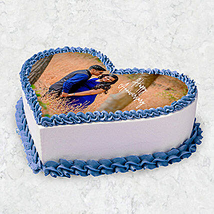 Heart Shaped Photo Cake 10 Pax:Photo Cake Delivery in UAE