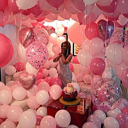 Birthday Balloons All Around:Experiential Gifts in UAE