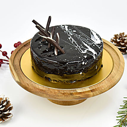 Chocolate Cake Half kg:Send Birthday Cakes to UAE