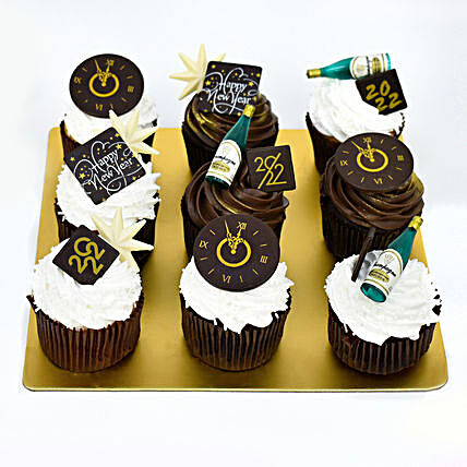 New year Special Cupcakes:Send New Year Gifts to UAE
