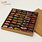 Box Of Assorted Khudri Dates With Dry Nuts Fillings Gift By Wafi Gourmet 865G