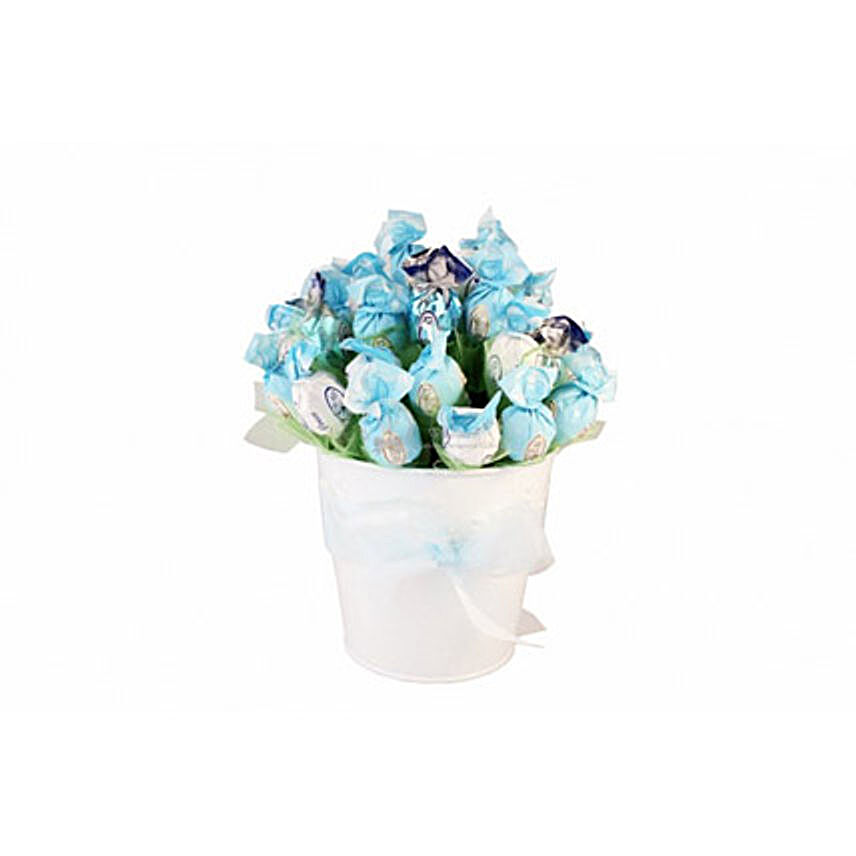 Blue sky sweet bouquet