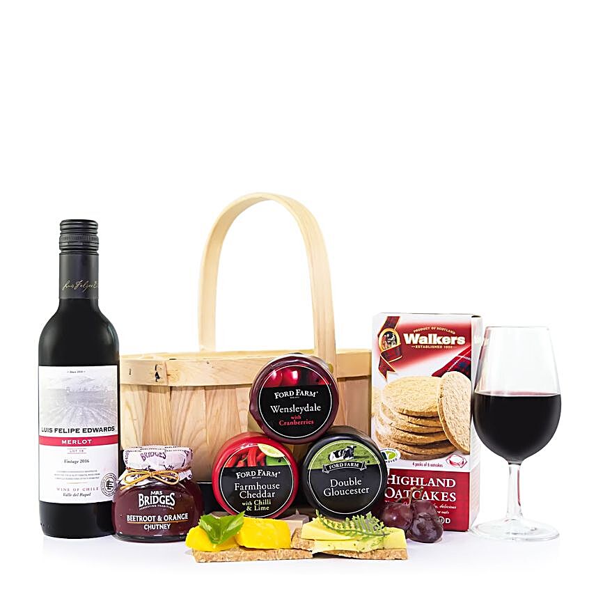 Cheese And Wine Basket Gift Set:Gifts to Glasgow