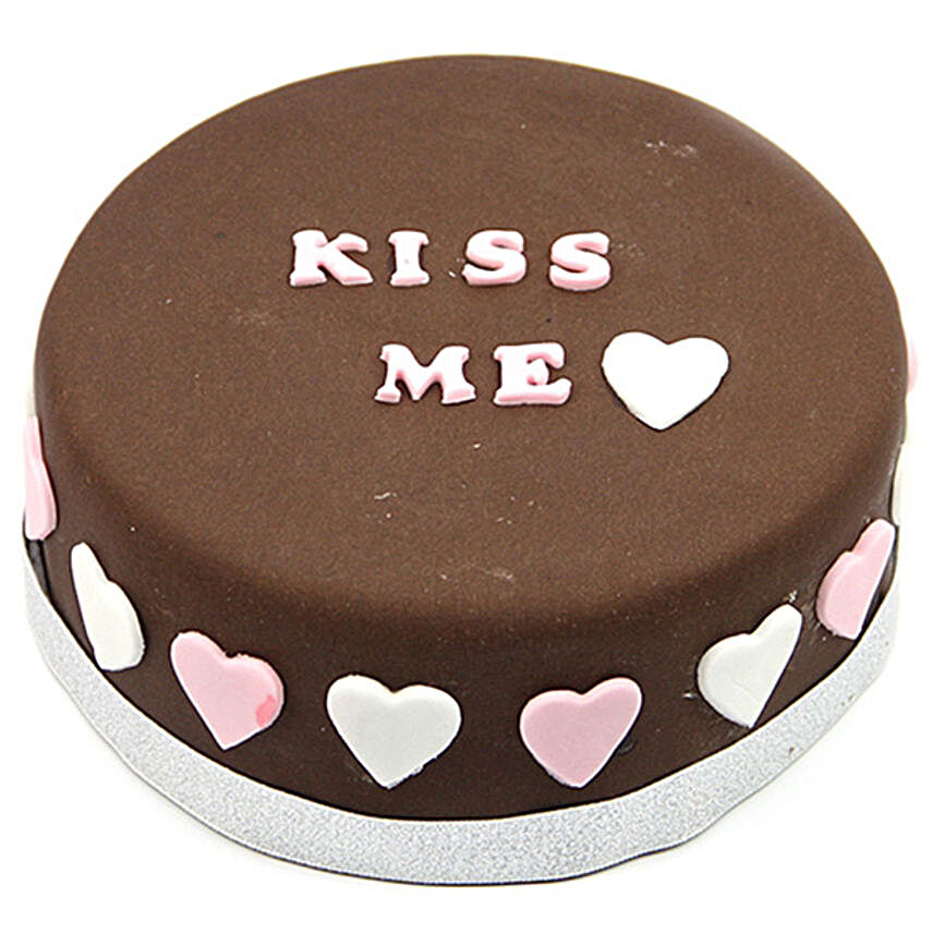 Kiss Me Love Cake