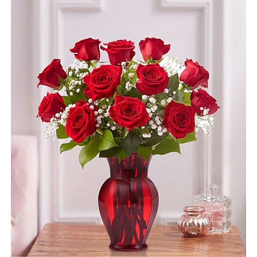 Romantic Roses With Vase:Flower Arrangements