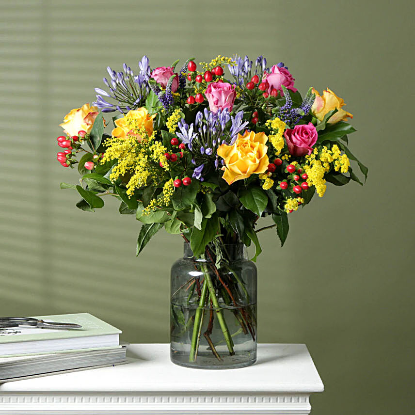 Mixed Flowers Beautiful Bouquet:Flower Delivery UK