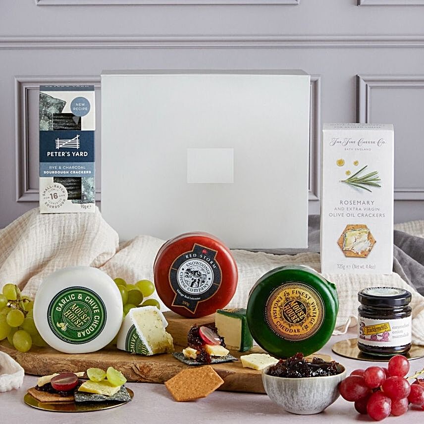 The Cheese Lovers Hamper