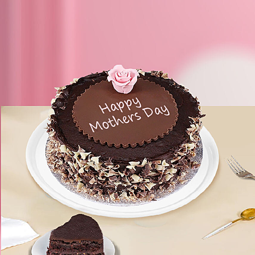 Chocolatey Fudge Mothers Day Cake