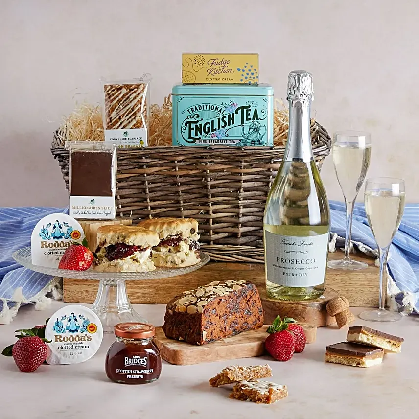 Afternoon Tea With Prosecco Hamper