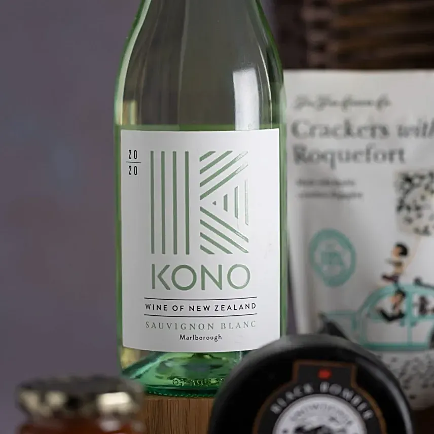 Booze And Munchies Gift Hamper