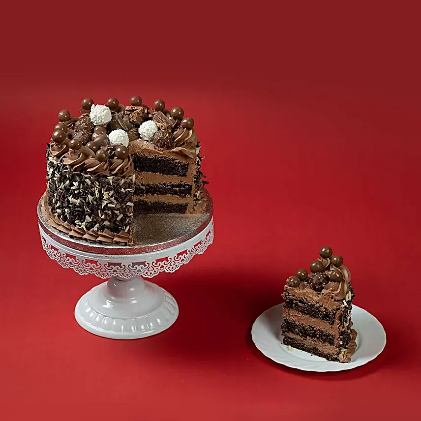 Chocolate Overload Crunch Cake
