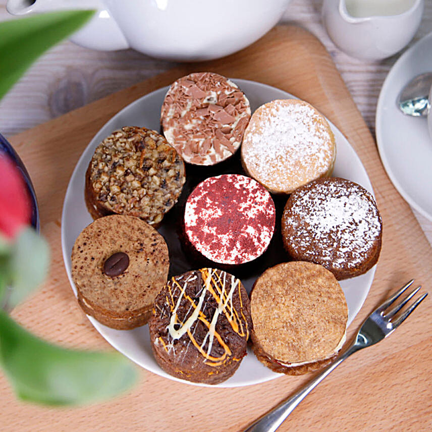 Mini Cakes-16 Pcs