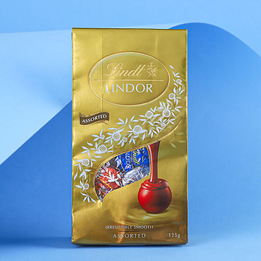 Spiderman Mask N Mauli Dhaga Rakhi Set With Lindt Pack