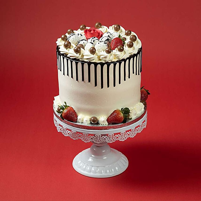 White Choco Tower Yummy Cake