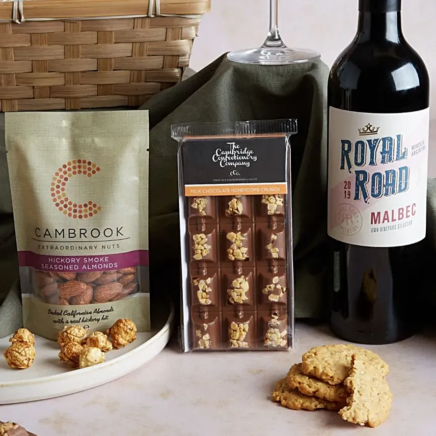 Wine And Gourmet Snacks Hamper
