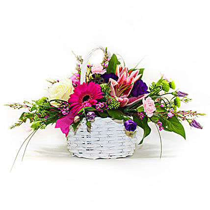 A Basket that Delights:Send Lilies to UK