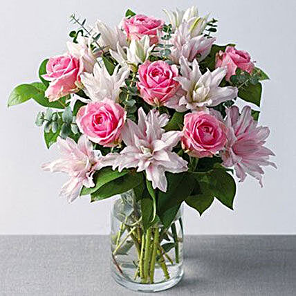 Cheerful Bouquet Of Roses And Lilies
