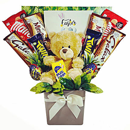 Eas Spec And Cute Teddy Bouquet