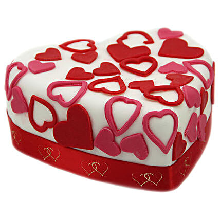 Love Tweet Heart Cake
