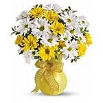 Vibrant Yellow And White Daisy Bouquet