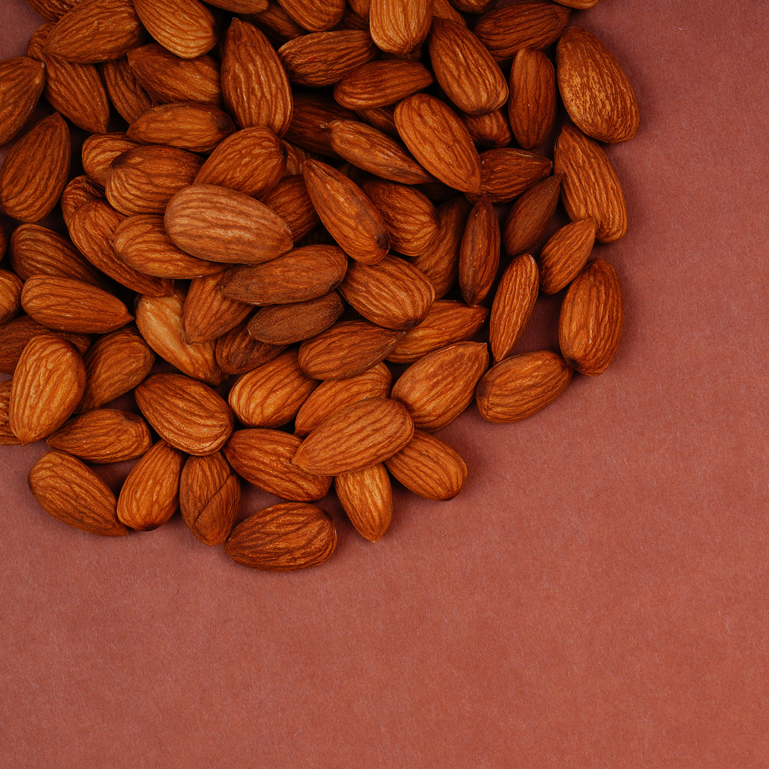Pearl Mauli Rakhi Set And Bansuri Rakhi With Healthy Almonds