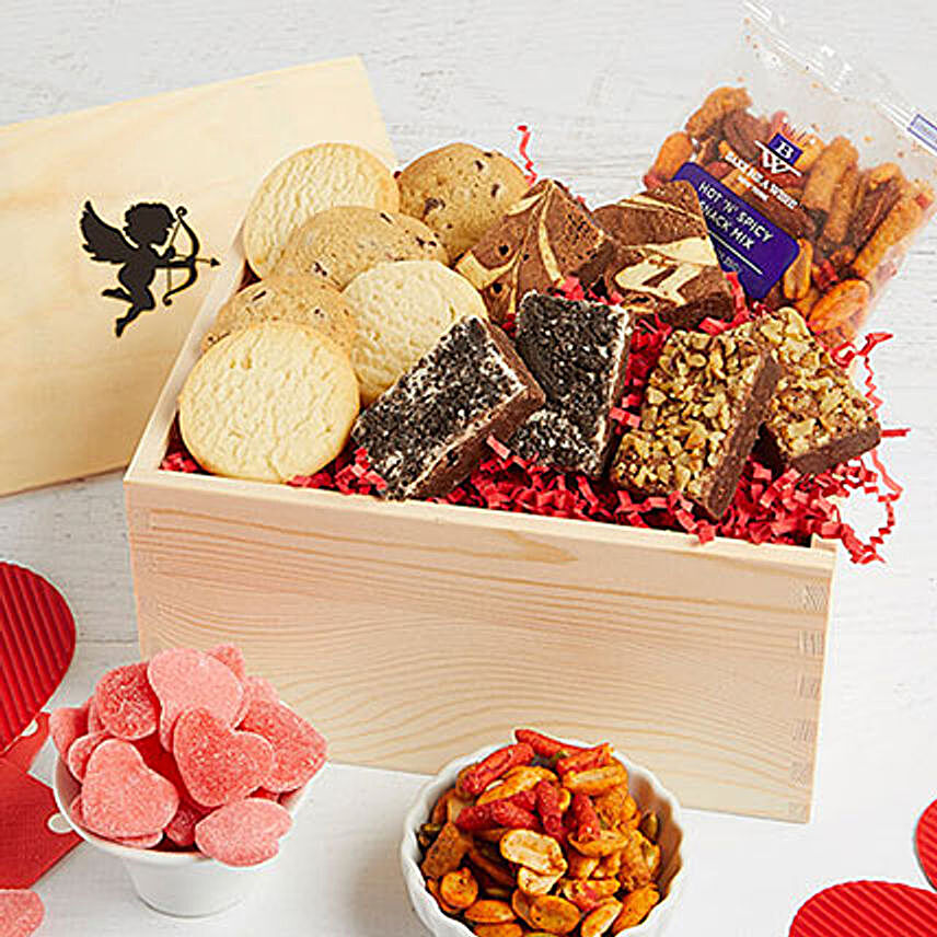 Cupids Romantic Crate:Send Kiss Day Gifts to USA