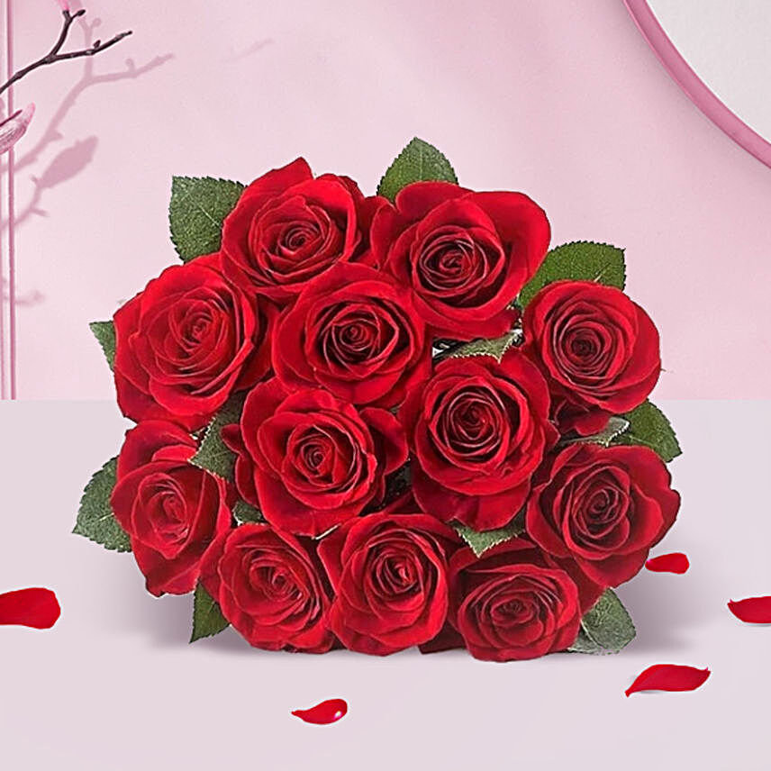 Dozen Roses For Valentines:Valentine Flowers to USA