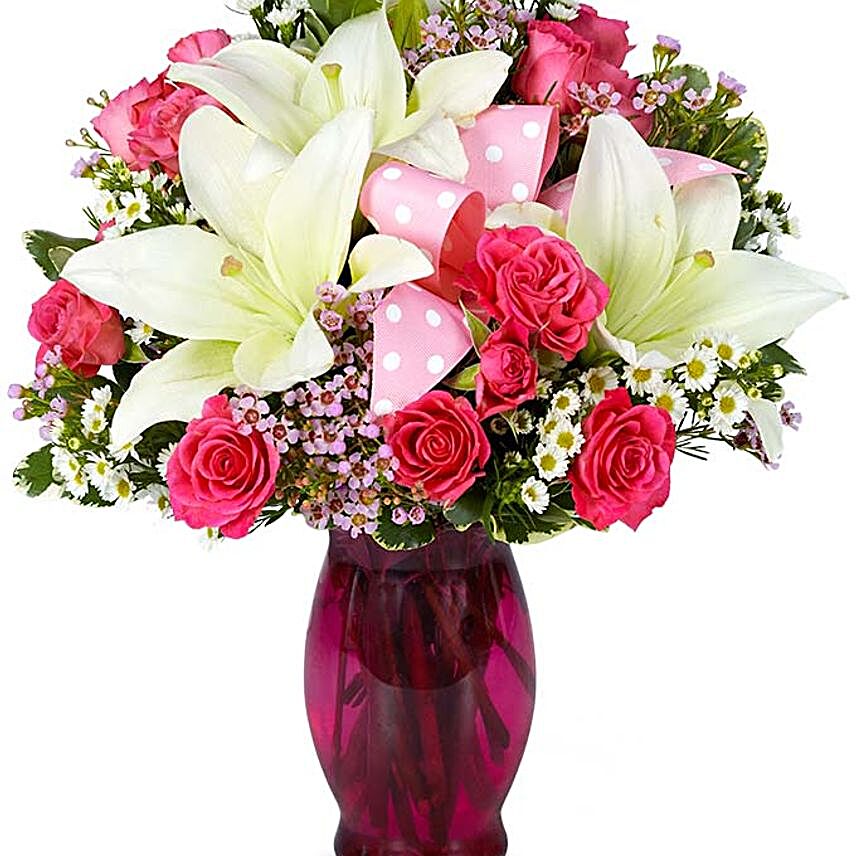 Delightful Flower Vase:Funeral Flowers to USA