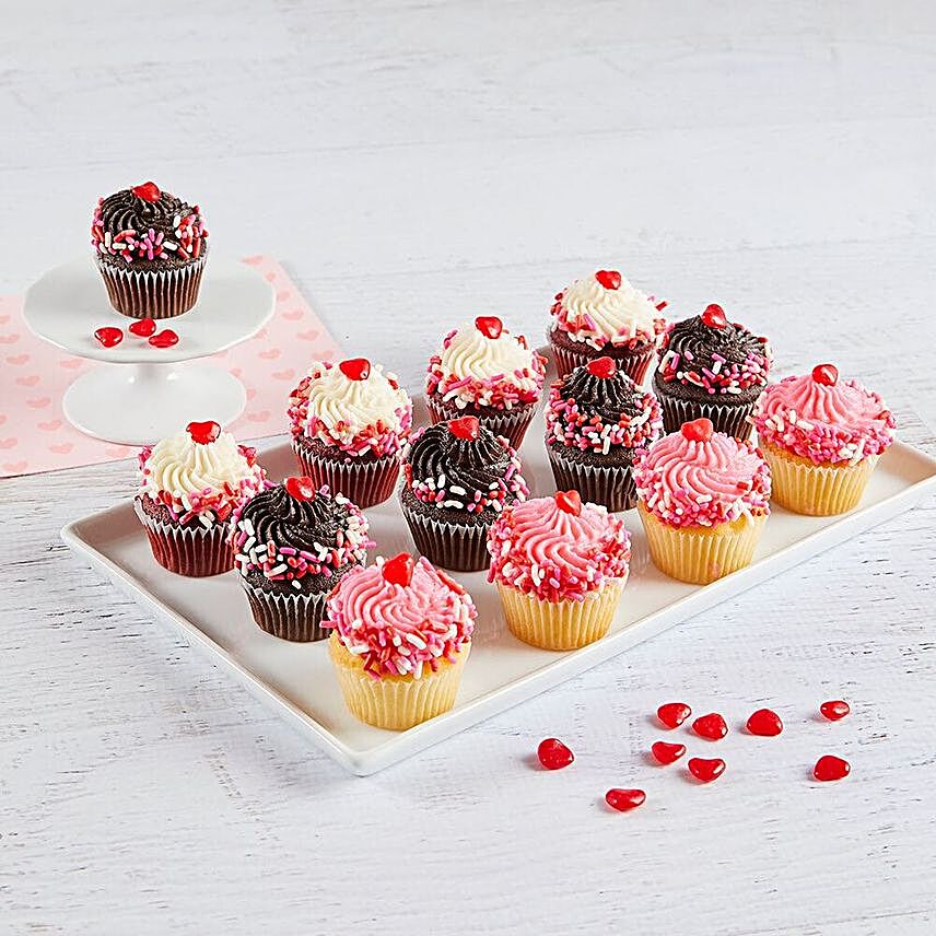 Mini Valentines Day Cupcakes