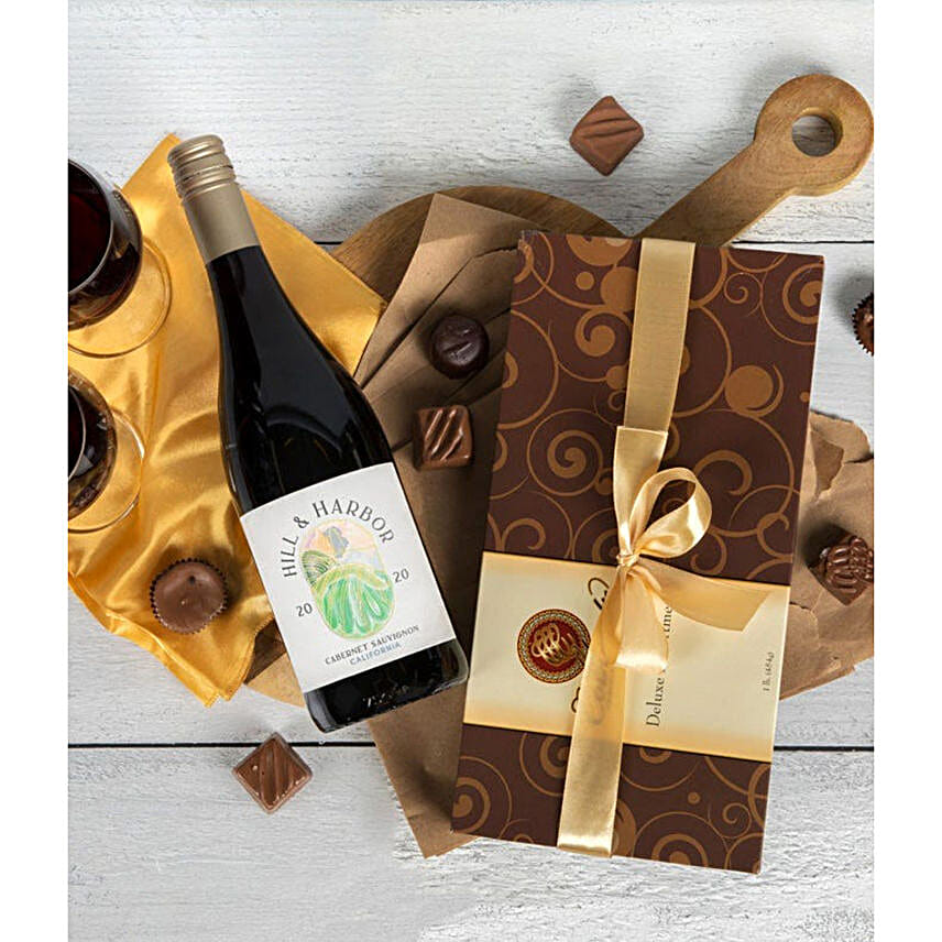 Red Wine N Gourmet Chocolates Gift Box usa Gift Red Wine N Gourmet Chocolates Gift Box FNP