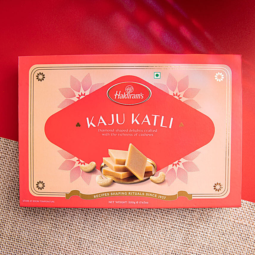 Kaju Katli N Lakshmi-Ganesha Idol Gift Set
