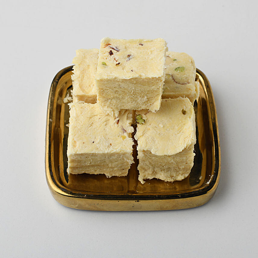 Bal Ganesha Cheerful Charm Rakhi N Soan Papdi Bliss