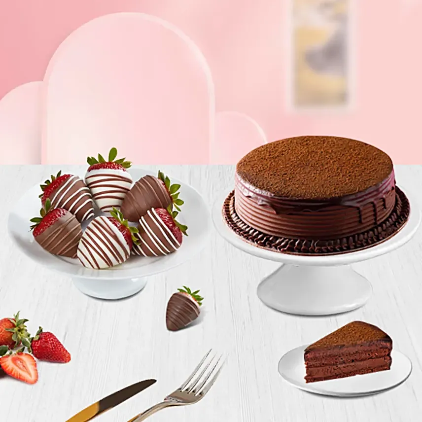 Berries N Chocolate Cake