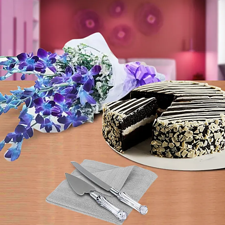 Black & White Mousse Cake With Orchids Gift