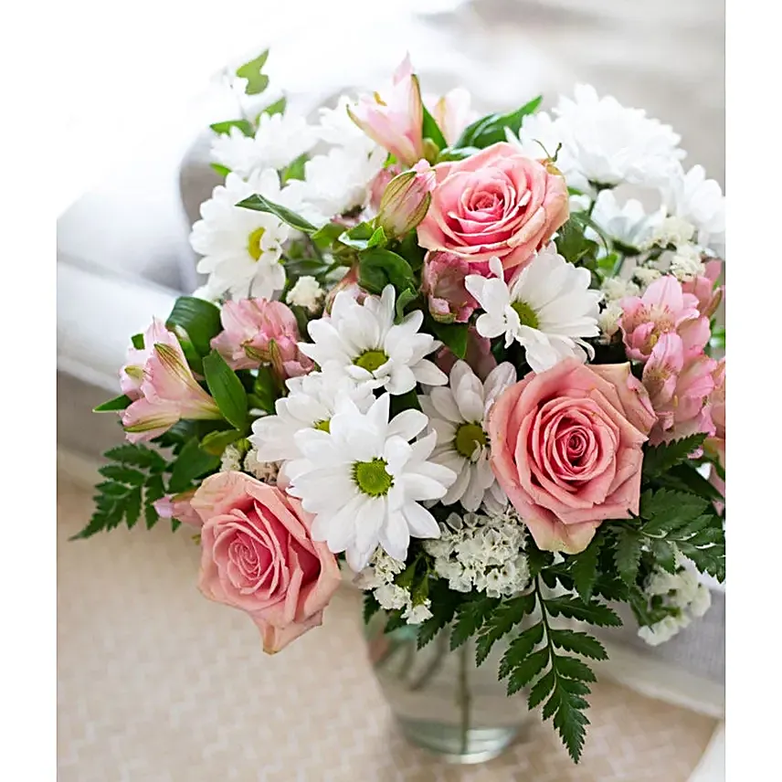 Dreaming in Daisies Bouquet Deluxe