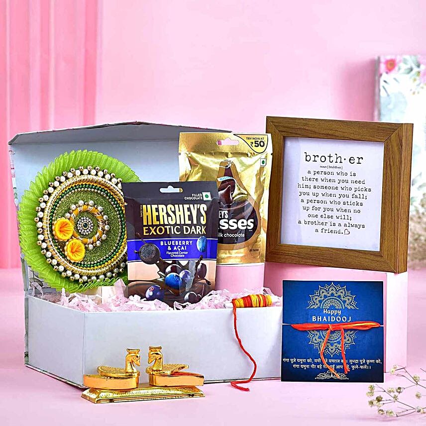 Festive Bond Box