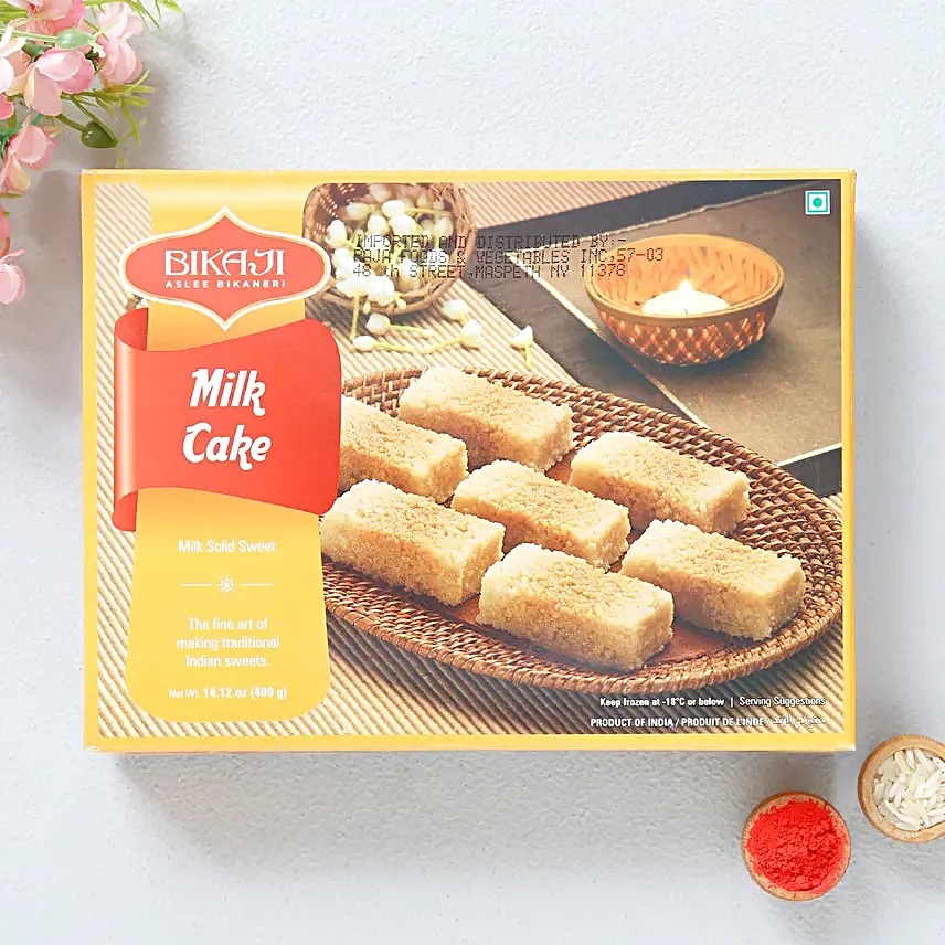 Floral Diyas With Greeting Card And Milkcake