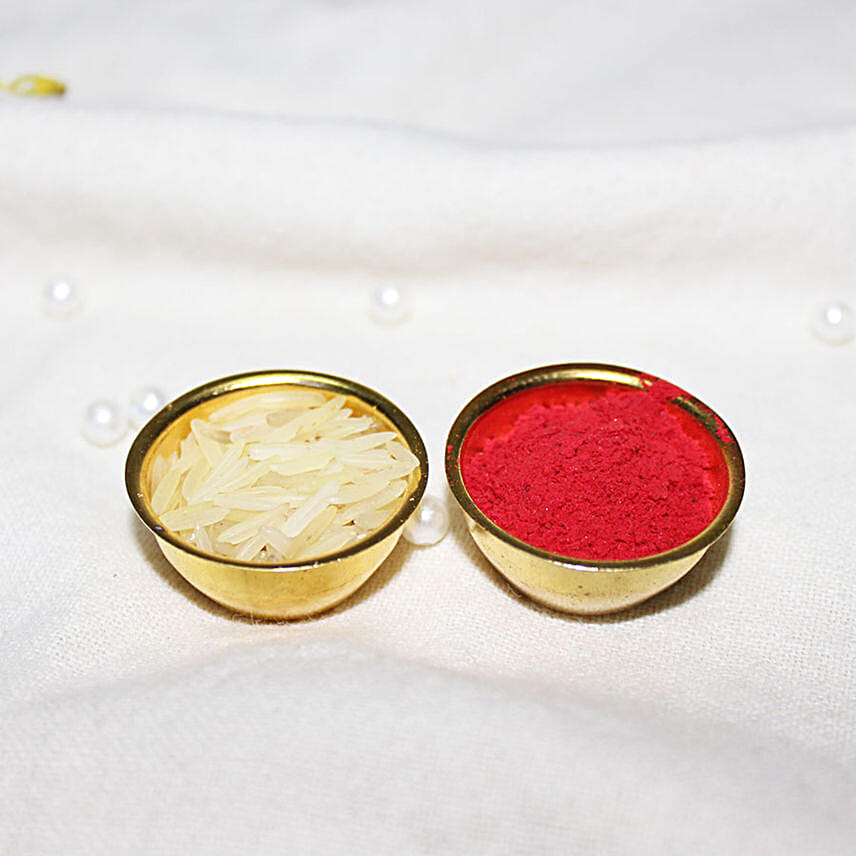 Luxurious Love Treats For Bro