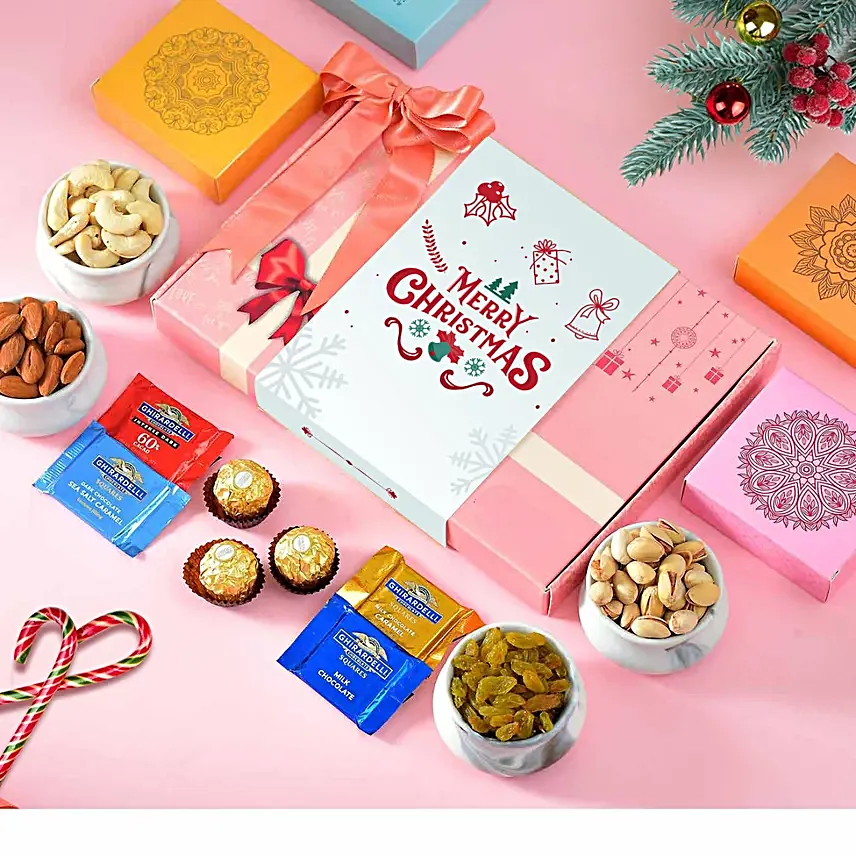 Merry Moments Snack Box