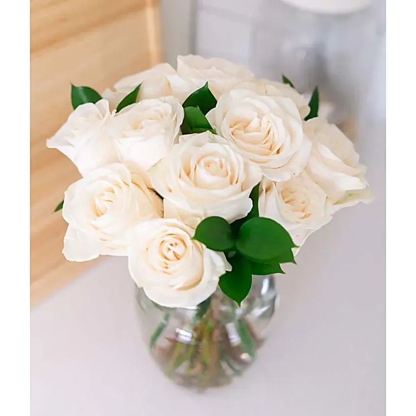 One Dozen White Roses