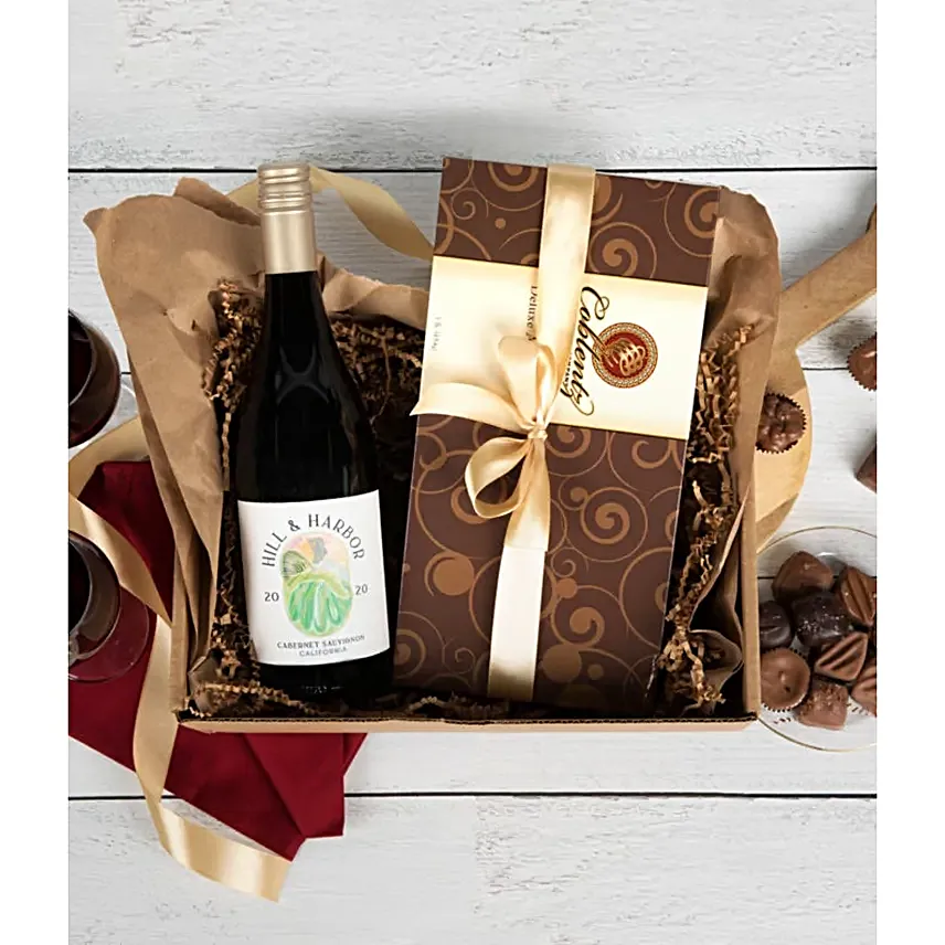 Red Wine N Gourmet Chocolates Gift Box